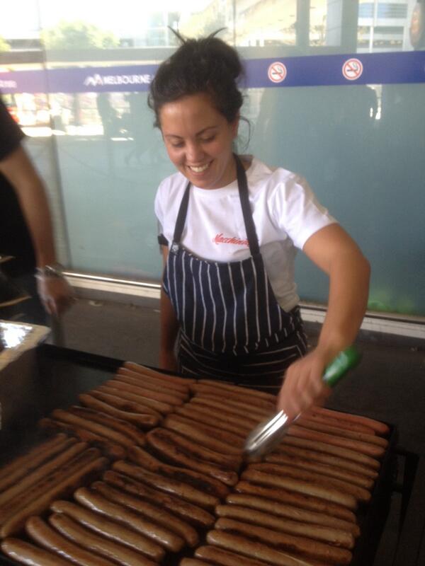 D4MMO's tweet photo. #AustraliaDay @Melair a sausage sizzle free for all at ground floor t3. compliments of @Macc_Coffee http://t.co/EWDPjyQafq