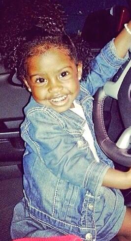 HeartlessKay_'s tweet photo. Go back to being a baby takayla  😩 🙏 http://t.co/yETDyAtmjl