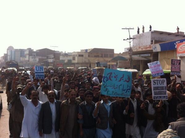 IVBMP's tweet image. Historic Day: Thousands of people came out to show their support to #VBMPLongMarch.  #Balochistan #BalochUnity