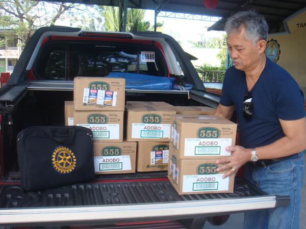 RCSPS/ Kain po foundation feeding program. Goods delivered for 600 daycare and Grade I students.