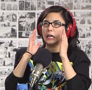 _sahand's tweet photo. @RayWJ @AnnaAkana Anna being Anna. http://t.co/S9HqZX189n