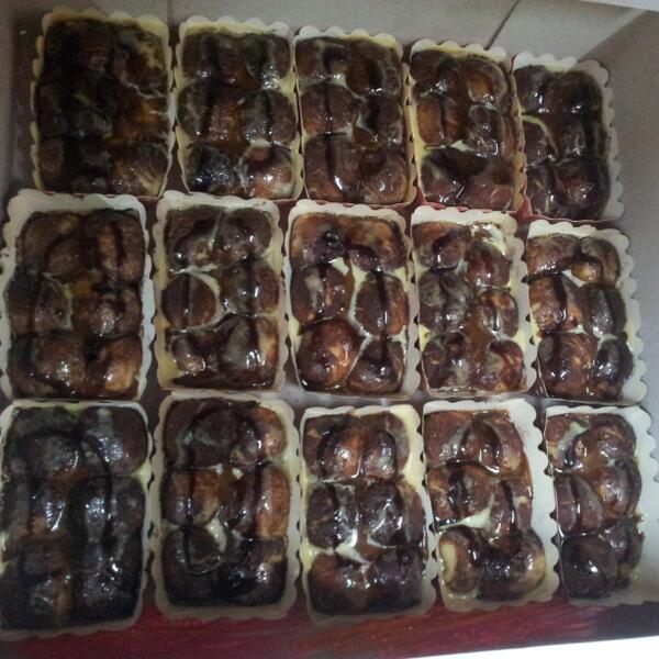 bestsweet9's tweet photo. وردات السينابون 4ريال http://t.co/Jg7b4OKJzI
