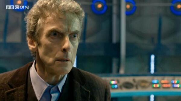 InNeedOfTheTime's tweet image. Staring at the TL like