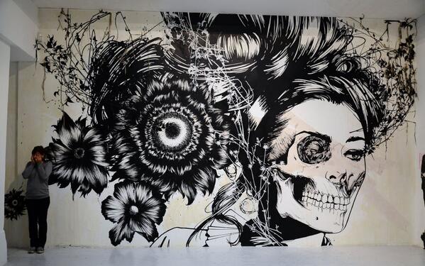 Fatcap's tweet image. New pictures of #MonsieurQui's stunning artworks in Paris (bit.ly/1aUrFsy) via @fatcaplive #streetart #Paris