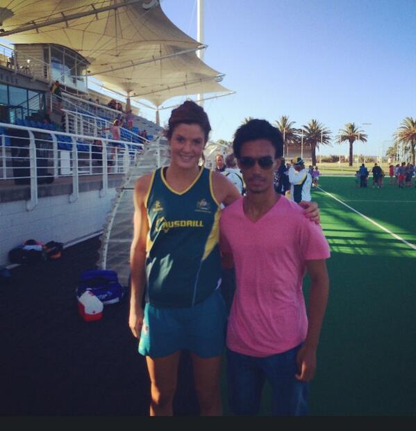 thanks for the picture and the entertaining hockey <a href="/Anna_Flanagan/">Anna Flanagan</a> how about a follow back for an ecstatic fan?