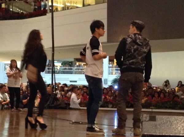 omgkathniel's tweet photo. "@imdanefuentes: @imdanielpadilla @AwkwardRaLph  :)) http://t.co/2OjZGvYJPp"