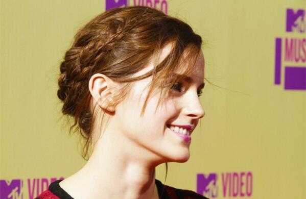 WorldsBetPages's tweet photo. Emma Watson (13/15) http://t.co/hfbEyxk3K8