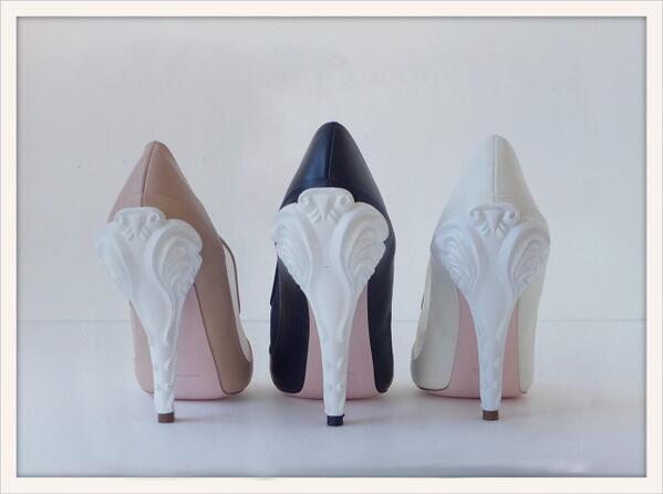 voguelatam's tweet photo. Una colombiana nos seduce con su propuesta en accesorios para la maison @NinaRicci // http://t.co/XOfpfWrpTr http://t.co/4MZtzUkys0