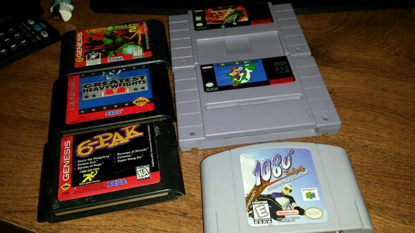 GameplEH's tweet photo. Sunday market pick-ups
#Vectorman2 #GreatestHeavyweights #6PAK #ArkanoidDohItAgain #SuperMarioWorld #1080Snowboarding http://t.co/hNCiPQLTpz
