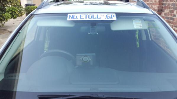 JPSAorg's tweet photo. .@Fines4u pulled over for having one of these on her rear windscreen. Why? So cop could say he wished he could too ;) http://t.co/FgRZSWdpnh