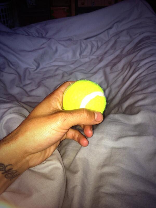 only1nmack's tweet image. #SciaticaProblems 😩