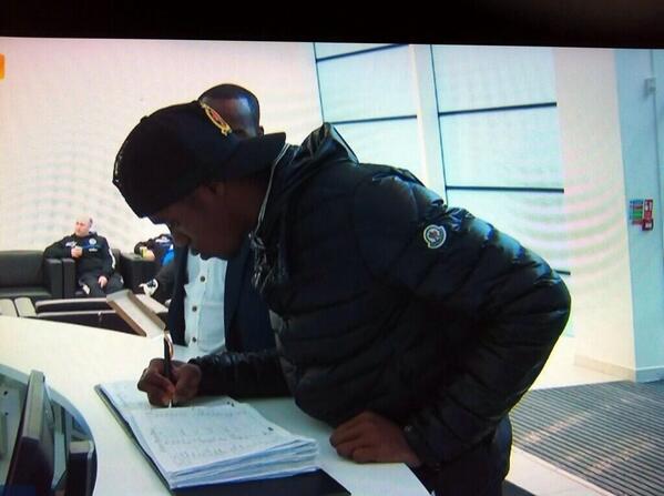 Be6FNlLIMAAfrnT Man Uniteds Wilfried Zaha arrives at St. Georges Park ahead of his loan move to Cardiff [Pictures]