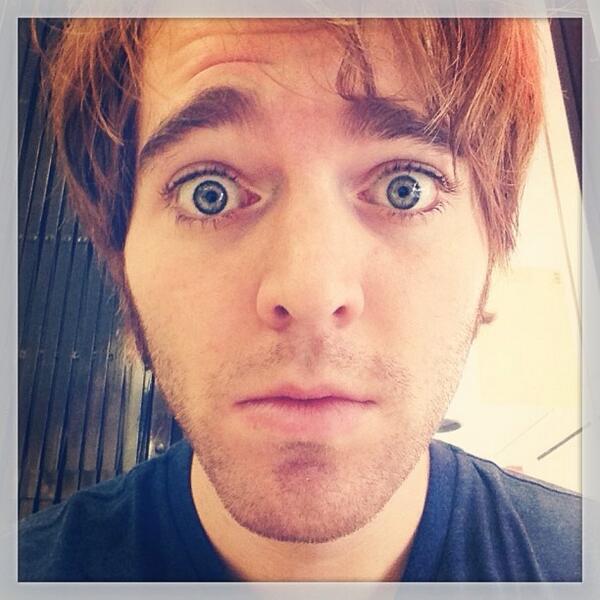Shaneanddan's tweet photo. I say gurl I don't no him I don't even no how he know me http://t.co/v16iXSQcGB
