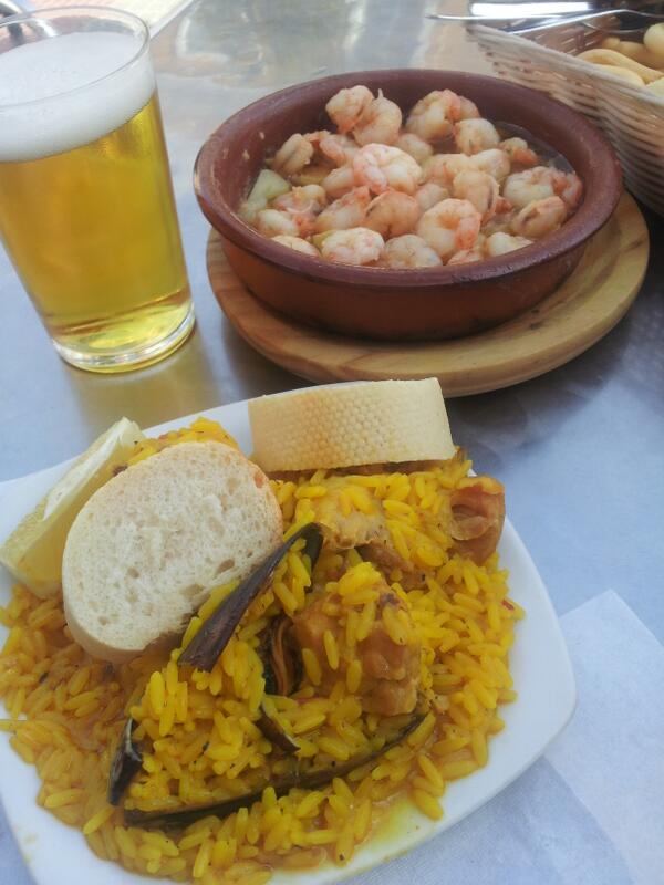 veronikrey18's tweet photo. Ummm q ricooo!!! Junto con la mejor compaňia!!! Txero @edupg17_edu http://t.co/qmvHZIRAWb