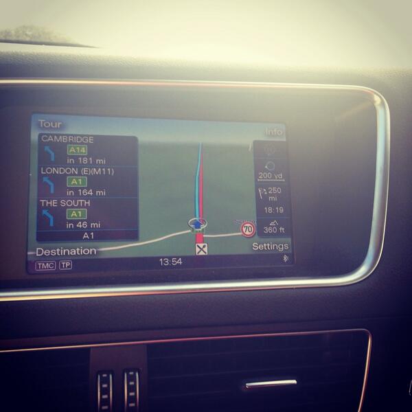 Lizzie_Wold's tweet photo. 250 miles to go... #seeyousoon! #roadtrip #withkrispykremes #4.5hourstogo http://t.co/oGFKAv7v2p
