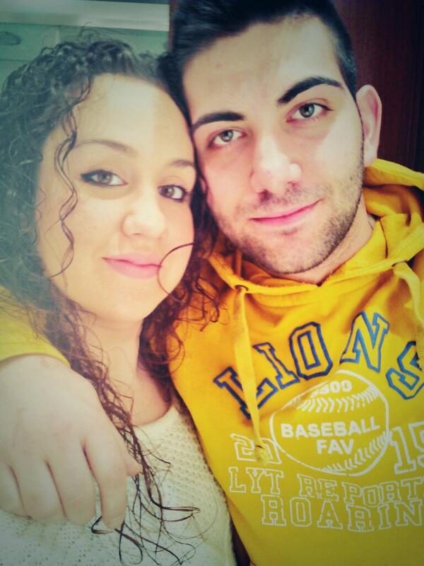 anitaR_C's tweet photo. @ chaka2309 con mi chico ;) http://t.co/IqSOf5Pgvy
