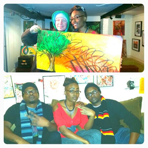 streetsoulqueen's tweet image. Last Night!!! 
#OffLineWork
#IndieGrind
#TeamKingzNQueenzStandUp
#StageLifeImLiving
#IamTheStreetSoulQUEEN