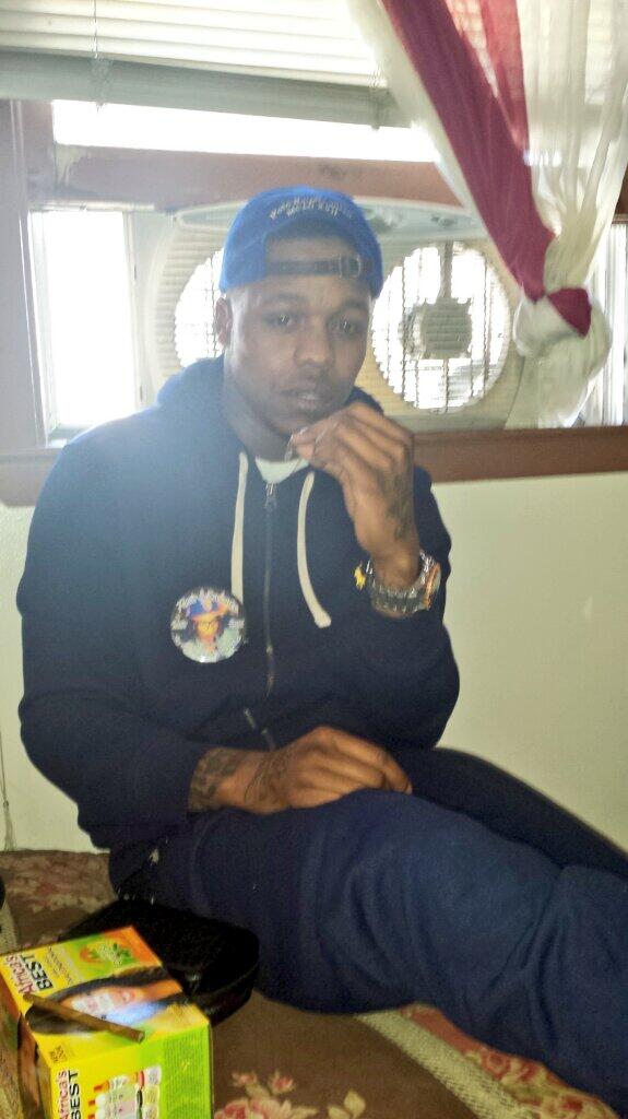 Ptatts's tweet photo. Lost Footage.. http://t.co/RvvvHVt26f