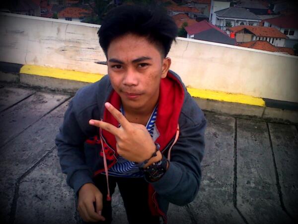 hendrixacon's tweet image. ini lah gw