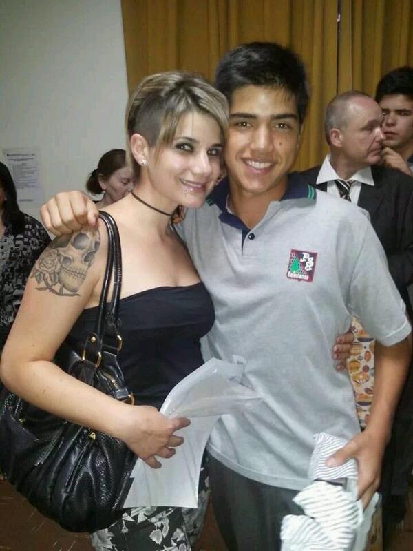 Cruzado20111's tweet photo. @buenosdiatodos en la graduacion y dps vacaciones!! Jajajaja http://t.co/128sjv9kTI