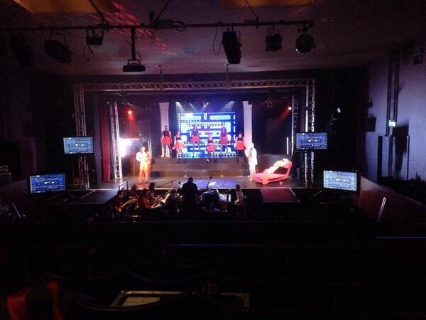 HighliteUK's tweet image. Novel use of the #dmt #pixelscreen P12.5  by @GraniteCityEven #retro #pacman on recent #WWRY production #niceoneguys