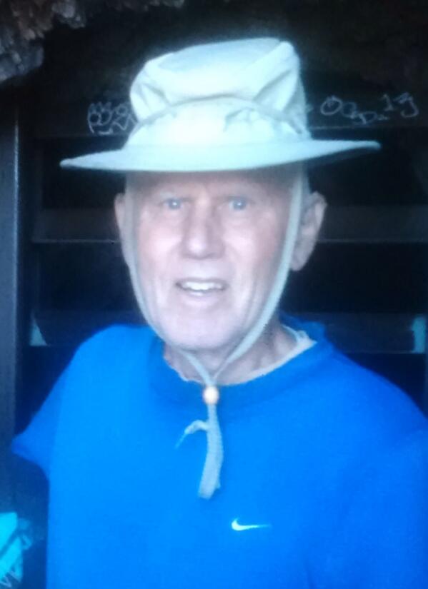 ABC7JulieSone's tweet photo. Search underway for 85y/o missing hiker,car found near trailhead, @PalmdaleSheriff #SAR #wrightwood @RFBLASD http://t.co/gSvLQepRzC