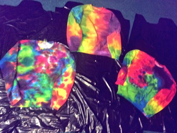 Tyler_Renee33's tweet photo. #hippylyfe ✌️🎨 http://t.co/fMsQ1hngKh