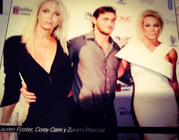 TheLaurenFoster's tweet photo. @VenueMagazine_ cover party with @TheCoreyCann &amp; @ZuramiBocaTan1 #Blondsandwich #housewivesdoitbetter #RHOM http://t.co/cledr5u4qD