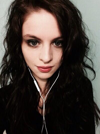 HotSelfieGame's tweet photo. Emo girl #hotselfiegame http://t.co/BPBhpuGdvL