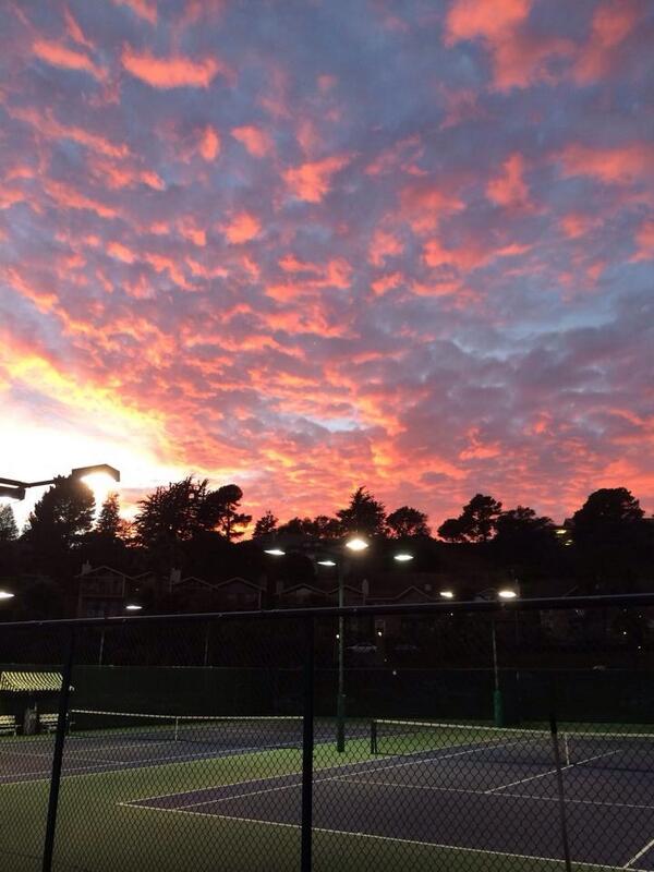 OTennis69's tweet photo. Friday night Tennis at Harbor Point! http://t.co/5wQkicTiB7