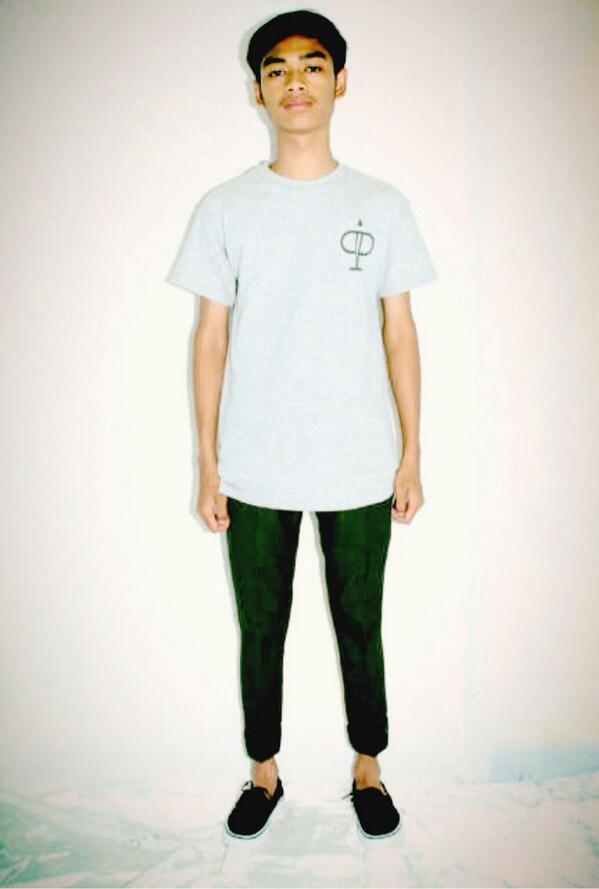 NEW ARRIVAL - MEKIHAND - SIZE: S-M-L - IDR 120K - OrderText: 08176412639 GILDAN 100%Cotton BuildUp