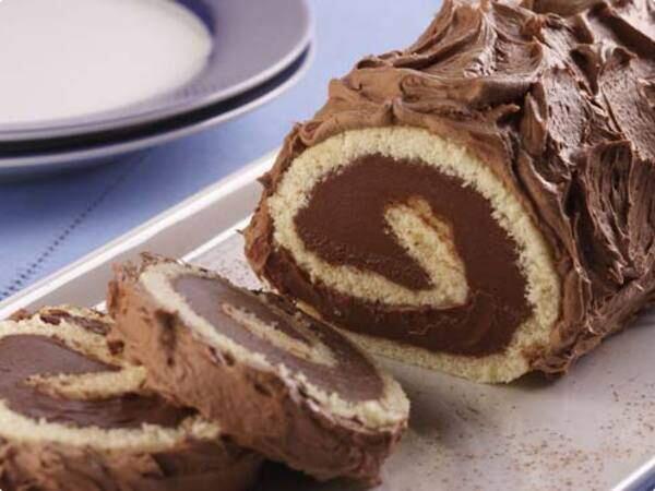 ReceitasMCook's tweet photo. #RECEITA Rocambole de Chocolate http://t.co/kPSl1ANqwx http://t.co/Uh2fDGg7gx