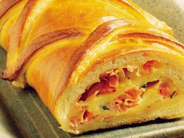 ReceitasMCook's tweet photo. #RECEITA Pão Recheado http://t.co/eMj5CPmj7C http://t.co/NvZcJGGu2m