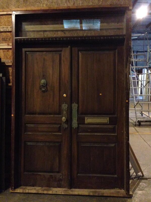 GAWorkshops's tweet photo. Here is a great example of beautiful craftsmanship. Love these solid wood doors. #woodworking http://t.co/Puaj3layO5