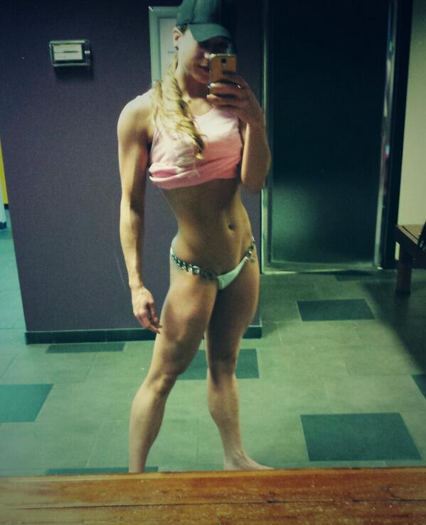 RkThinkFit's tweet photo. 32 days til the @arnoldclassic stage. Can hardly wait. #asf2014 #IamFigure @jmmanion @NPCNewsOnline @HardMagnum http://t.co/JWOTbUolTu