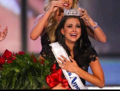 TypicalYLQuotes's tweet photo. How you feel when you make it on @YLCrushes http://t.co/0GkuLdF8Mb