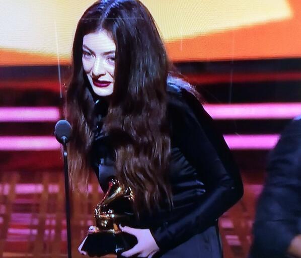 aaronsoma's tweet photo. LORDE!!! Yes ... Go you good thing http://t.co/Z7cv05rd3B