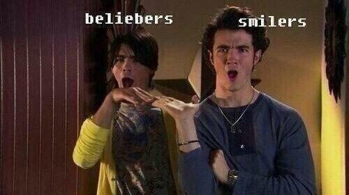 ArrianaBrittany's tweet photo. Interviewer "You &amp; Justin Bieber are not good influences on children."  
Miley: "What? We aren't parents of no one" http://t.co/OMcZTpKxwI