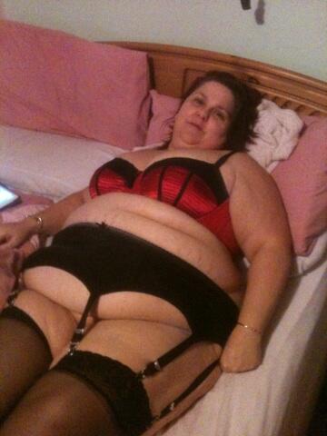 petekershaw's tweet photo. My beautiful wife http://t.co/iRvo2d3Bp7