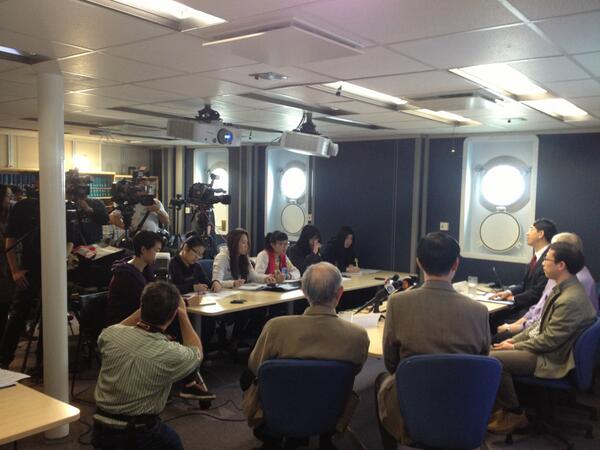IODP Science News (@seafloorsci) on Twitter photo Press conference onboard <a href="/TheJR/">JOIDES Resolution</a> yesterday to kick off Exp. 349! ~25 media from Hong Kong and mainland China. Press conference onboard <a href="/TheJR/">JOIDES Resolution</a> yesterday to kick off Exp. 349! ~25 media from Hong Kong and mainland China.