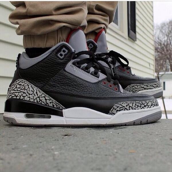 TheSoleSavior's tweet photo. Who's about the Jordan life? #SoleSavior http://t.co/AB2pJdHPgQ