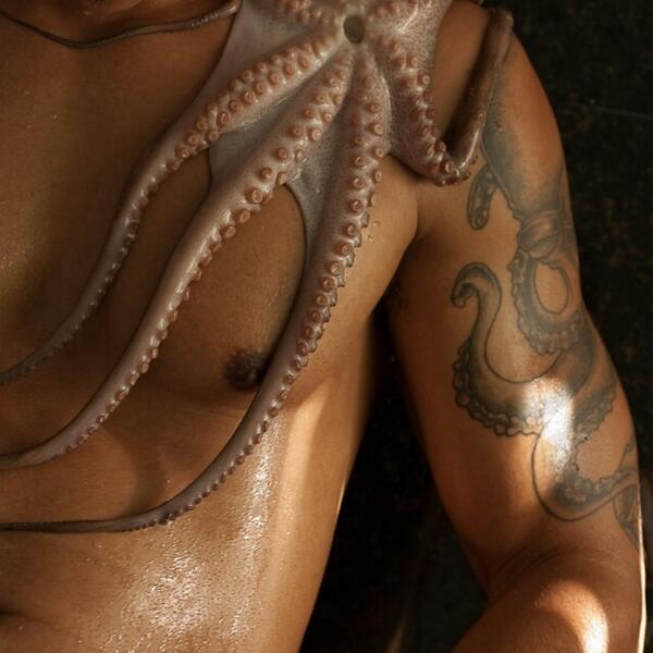 Also this. #SeductiveSunday #CephalopodsCanBeSensual