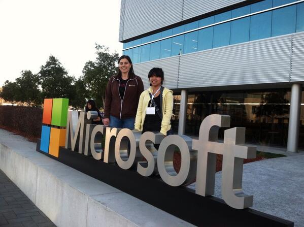 yaaaaay_aj's tweet image. #shesgeeky just ended! Lots of fun. Can&apos;t wait for next year