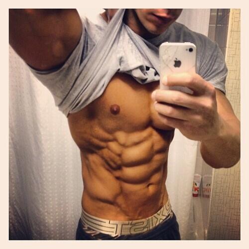 FitMotivates's tweet photo. Perfect #Abs. 2 http://t.co/DpWF0gSipb