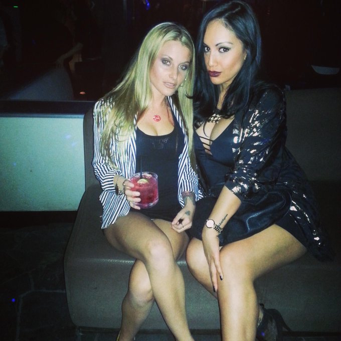 YesYes;-) http://t.co/AXhQAycM9S