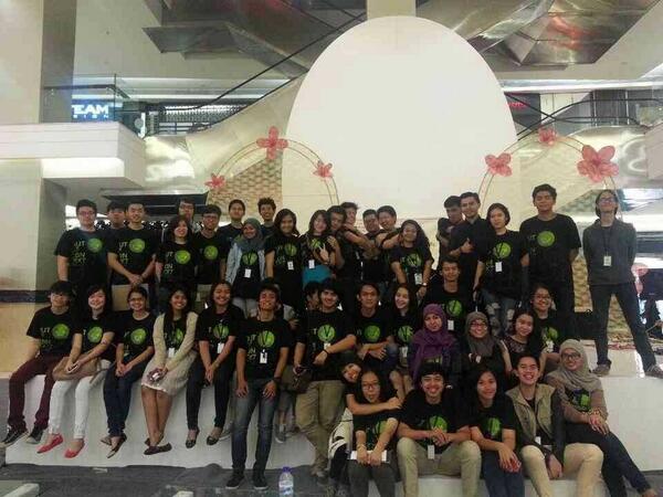 finarefina's tweet photo. THANKYOU GUYS OUR MOMENT IT'S AWESOME! C u! :D :") RT @satubanding6: SELAMAT DAN SUKSES UNTUK 1:6 !!!  http://t.co/HeGTAvON5j