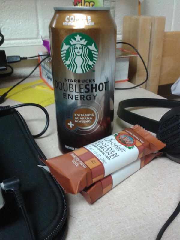 EdgardoJosee's tweet photo. buen combi after gym http://t.co/kSijdJLN2E