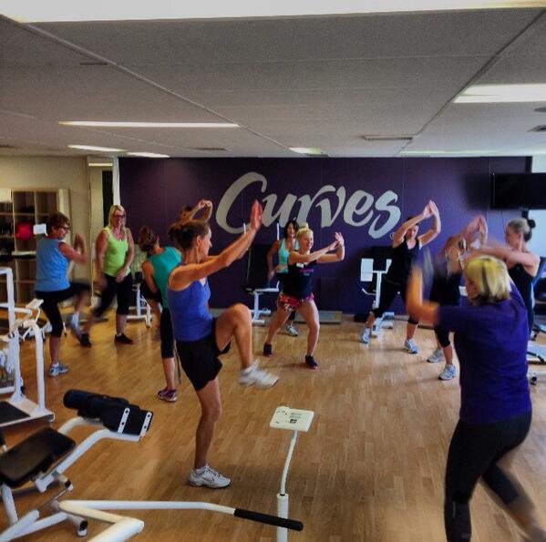 CurvesCaringbah's tweet photo. Our new killer core classes were pumping today! #bodybasicscircuits http://t.co/RIlqQsx4Jn