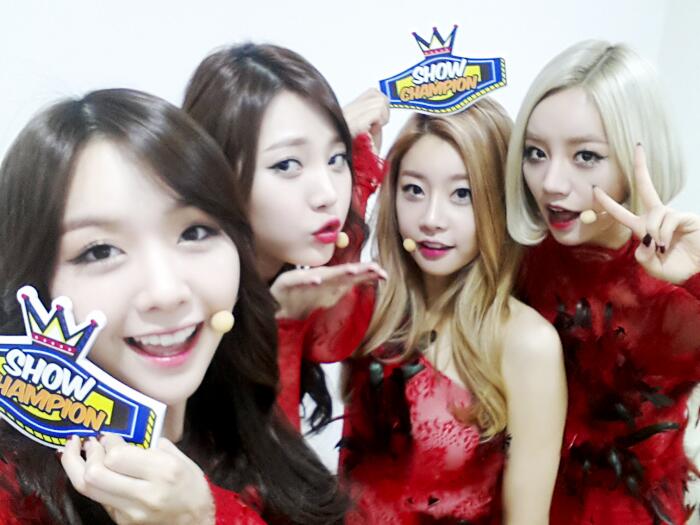 BeAaWprCQAAz6JU.jpg:large