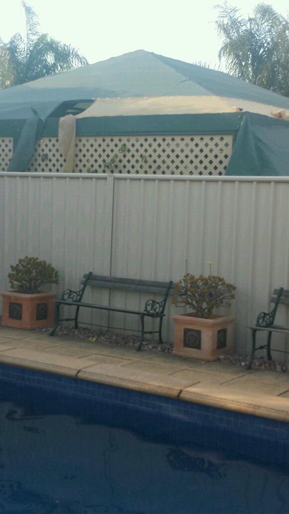 weaz016's tweet photo. @rudgey3 @Tracyc100  I think the neighbors are pissed at me... so is me mum.... http://t.co/bhqHNqrhay